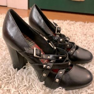 Black heels